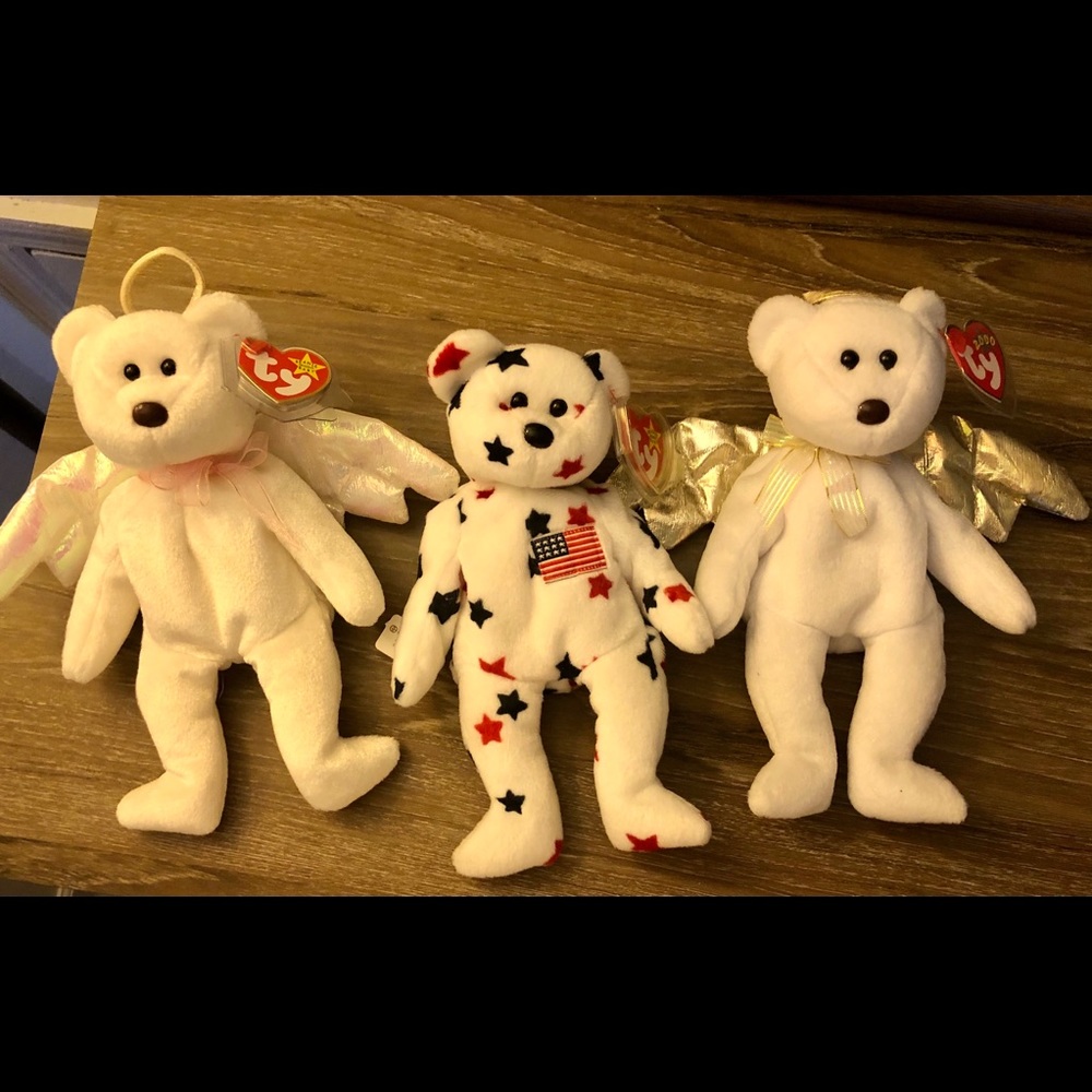 A set of three Beanie Babies